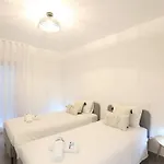T3-bright Sítio Apartman *